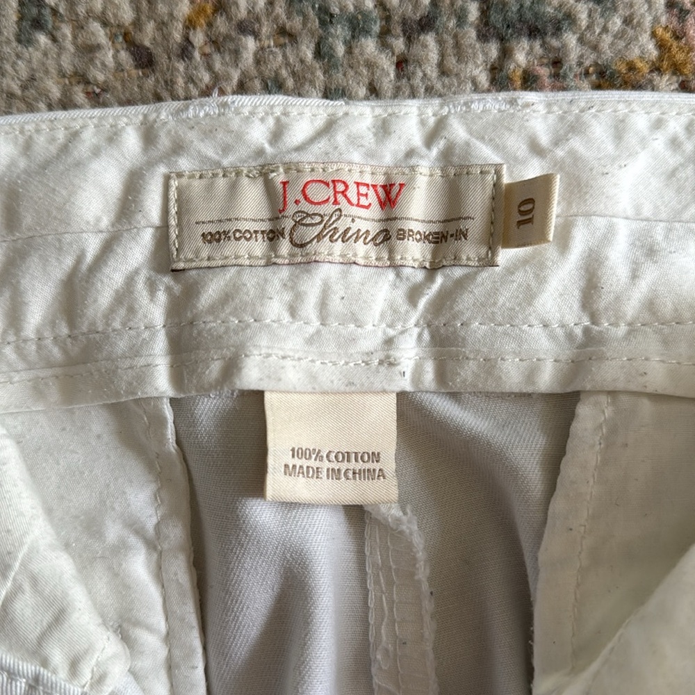 Women’s Jcrew chino shorts - Picture 2 of 3